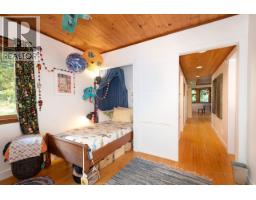 368 Eagles Nest Road, Bowen Island, BC V0N1G1 Photo 17