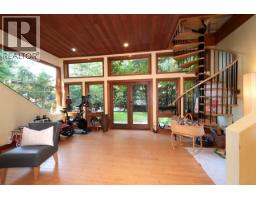 368 Eagles Nest Road, Bowen Island, BC V0N1G1 Photo 20
