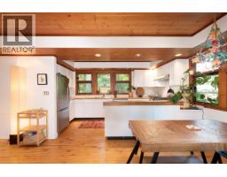 368 Eagles Nest Road, Bowen Island, BC V0N1G1 Photo 9