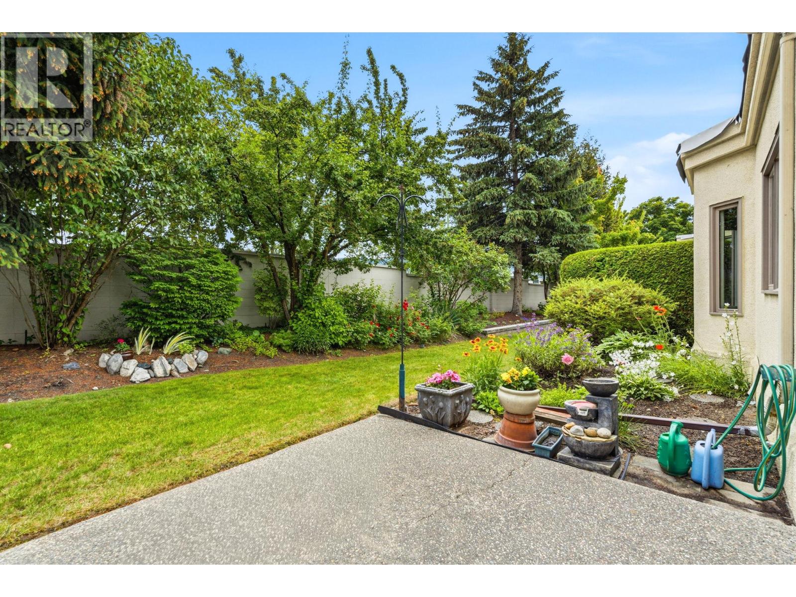 650 Lexington Drive Unit# 212, Kelowna