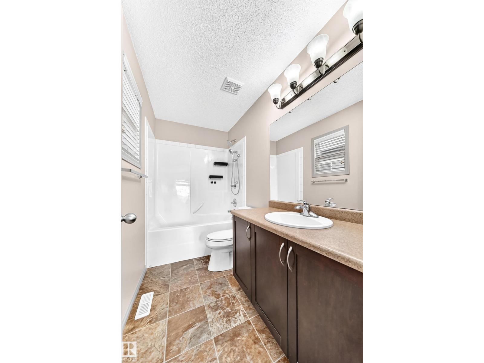 8314 180A AV NW - 32