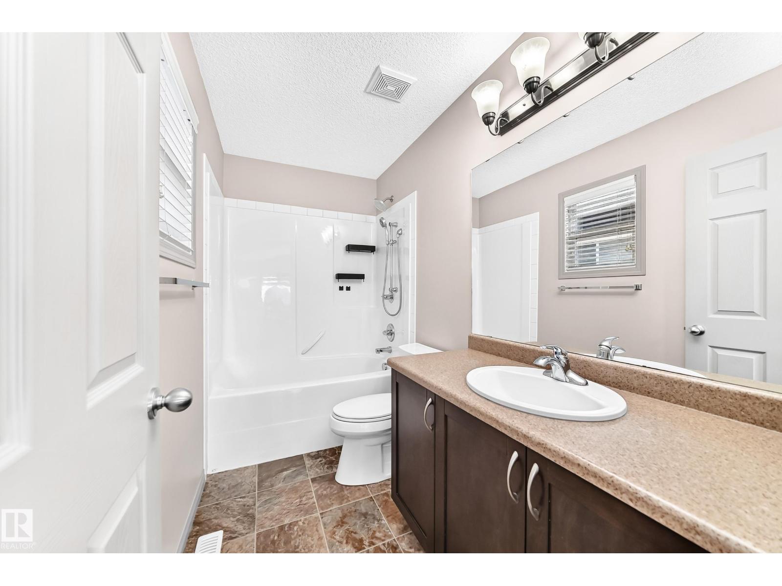 8314 180A AV NW - 31