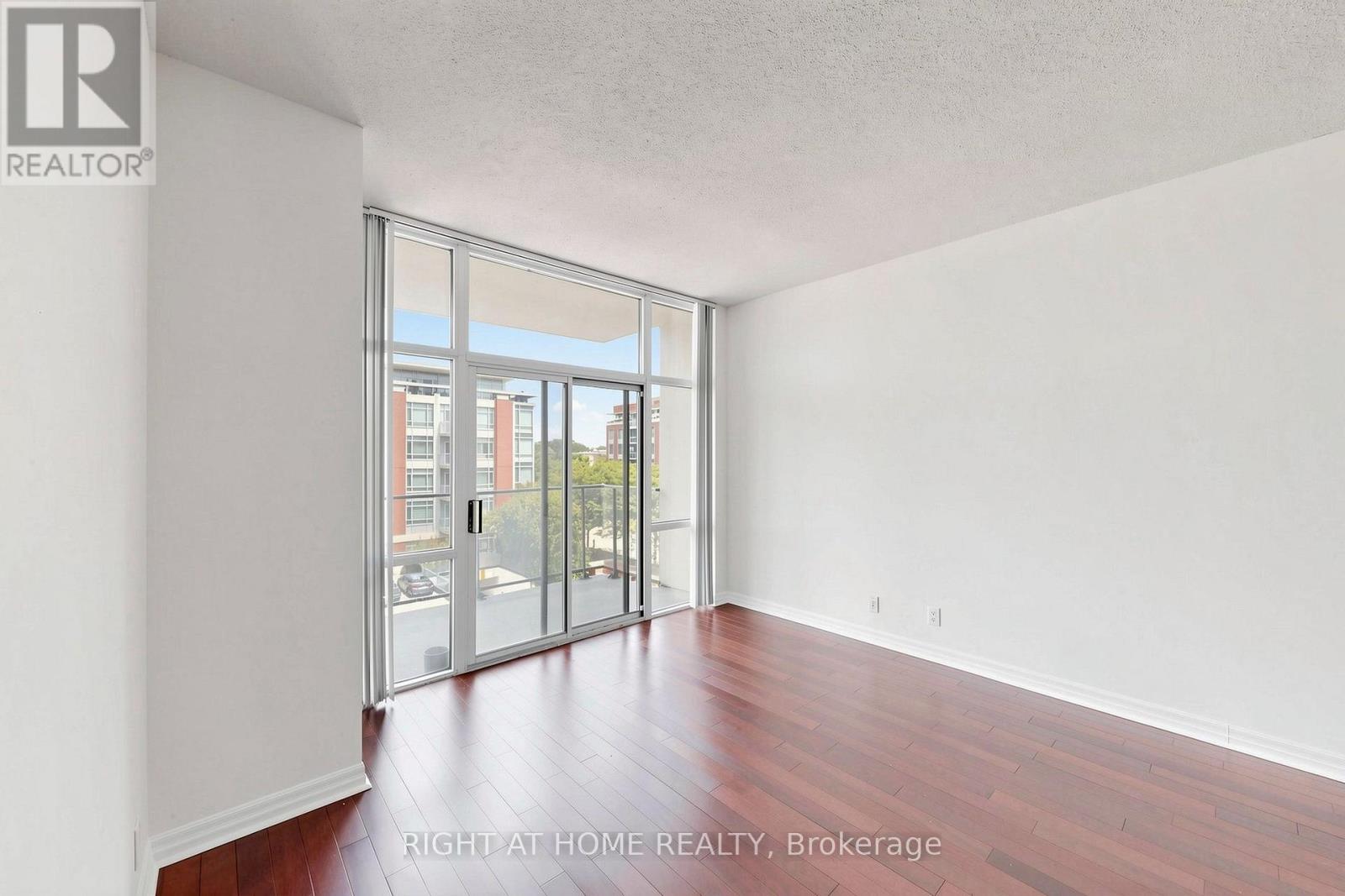 #408 70 PORT STREET E - 10