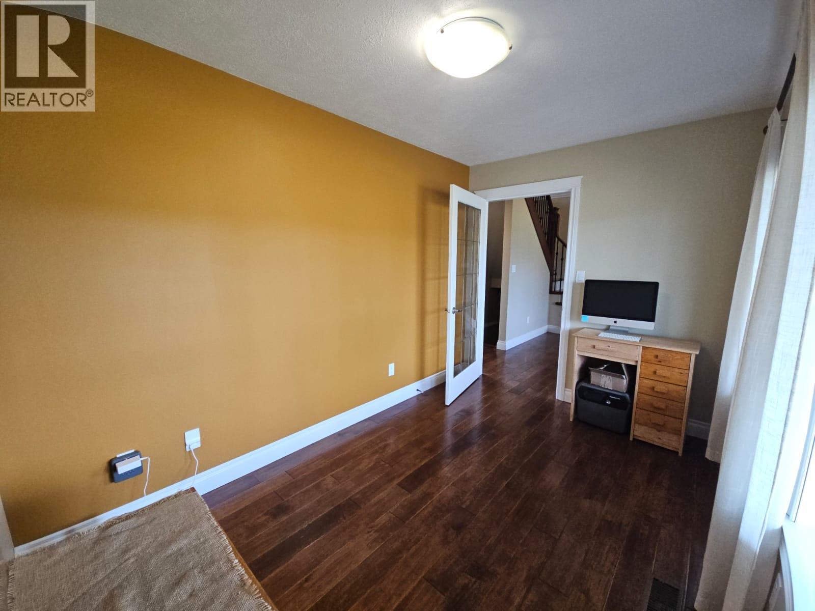 4105 52 Avenue NE - 37