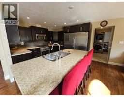 Foyer - 4105 52 Avenue Ne, Chetwynd, BC V0C1J0 Photo 16