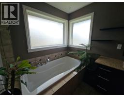 4105 52 Avenue Ne, Chetwynd, BC V0C1J0 Photo 34