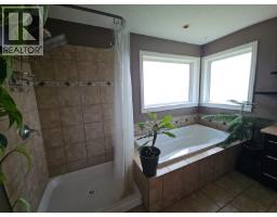 4105 52 Avenue Ne, Chetwynd, BC V0C1J0 Photo 36