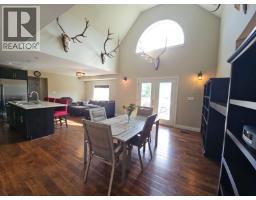 3pc Bathroom - 4105 52 Avenue Ne, Chetwynd, BC V0C1J0 Photo 14