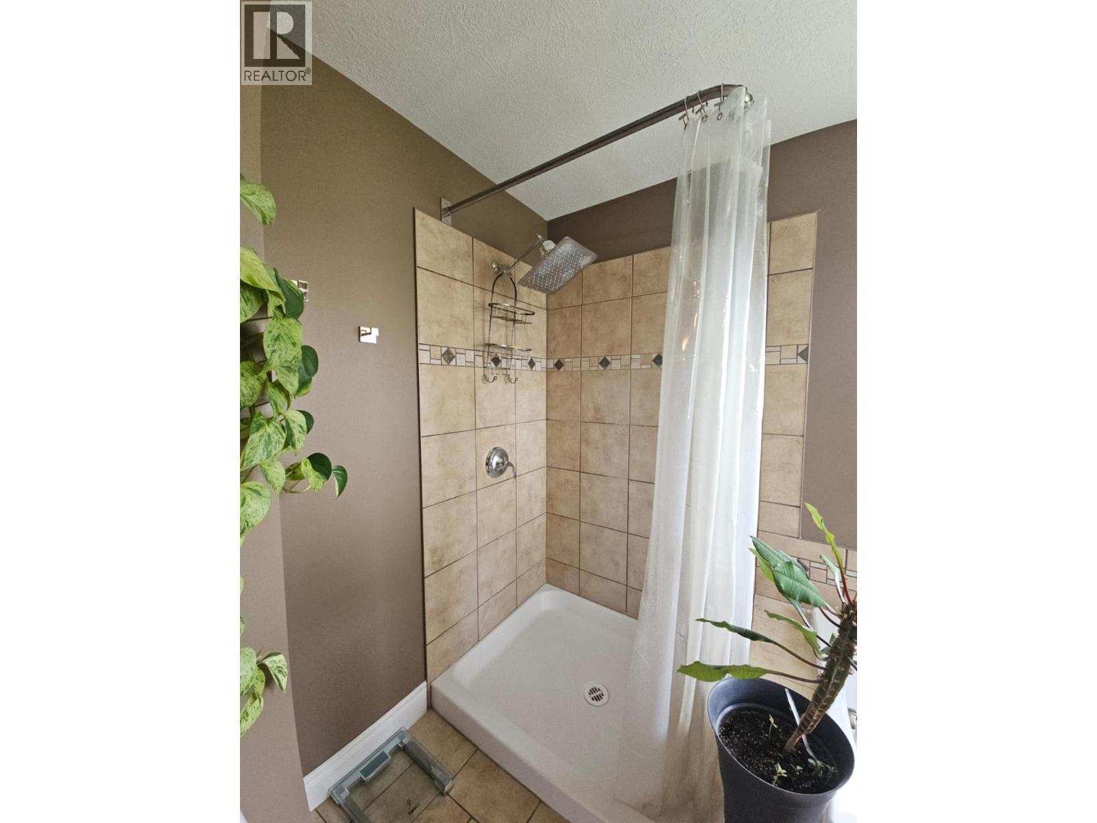 4105 52 Avenue NE, Chetwynd