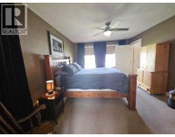 Living room - 4105 52 Avenue Ne, Chetwynd, BC V0C1J0 Photo 21