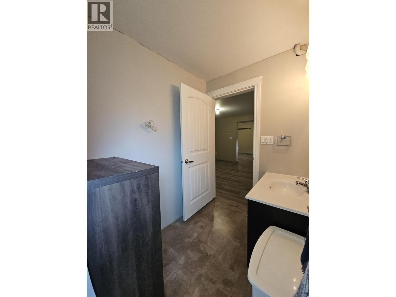 4105 52 Avenue NE - 89