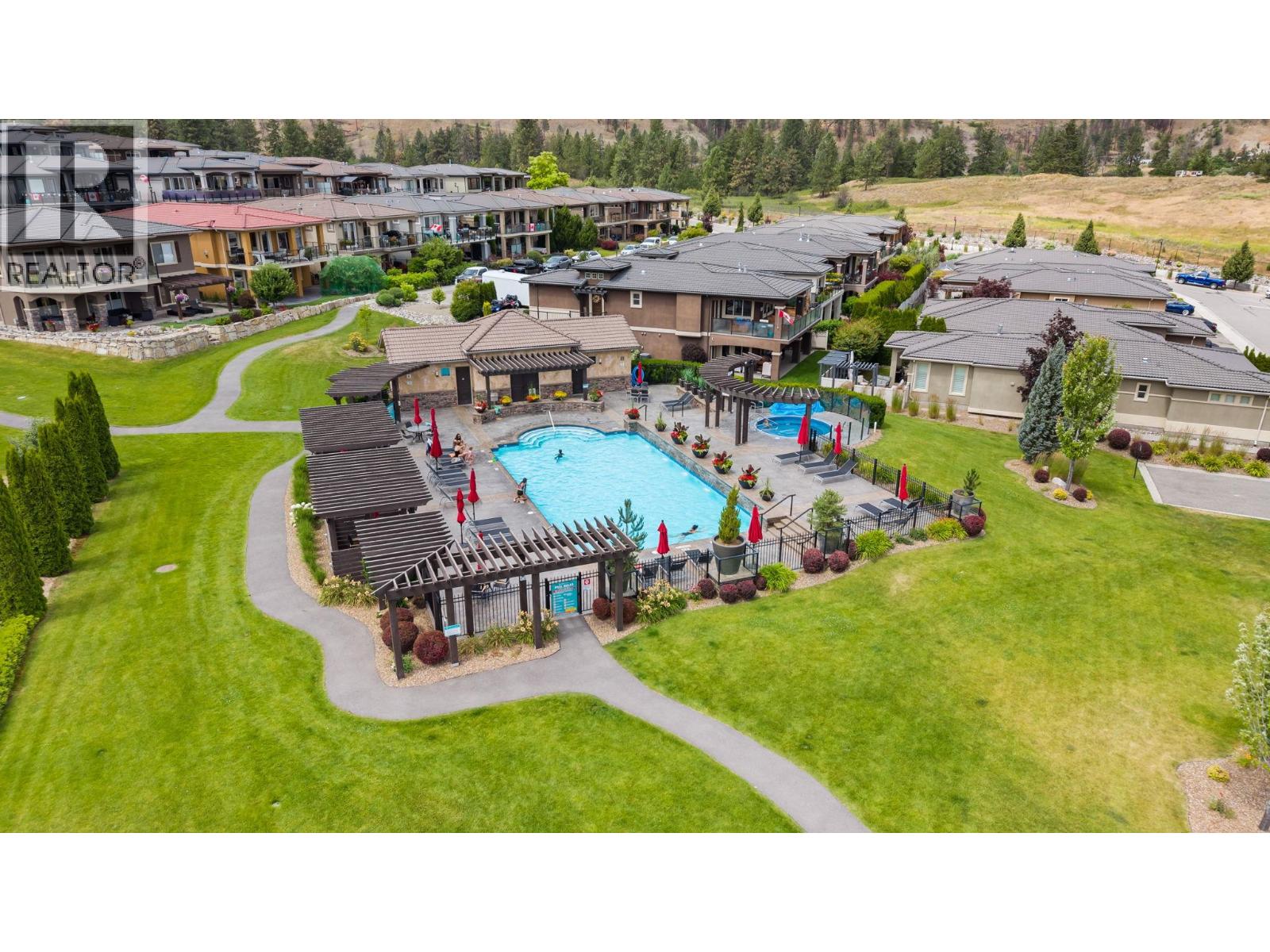 1871 Viewpoint Crescent - Image 48