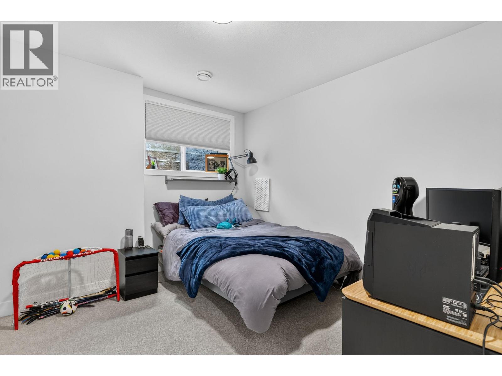 1871 Viewpoint Crescent - Image 41