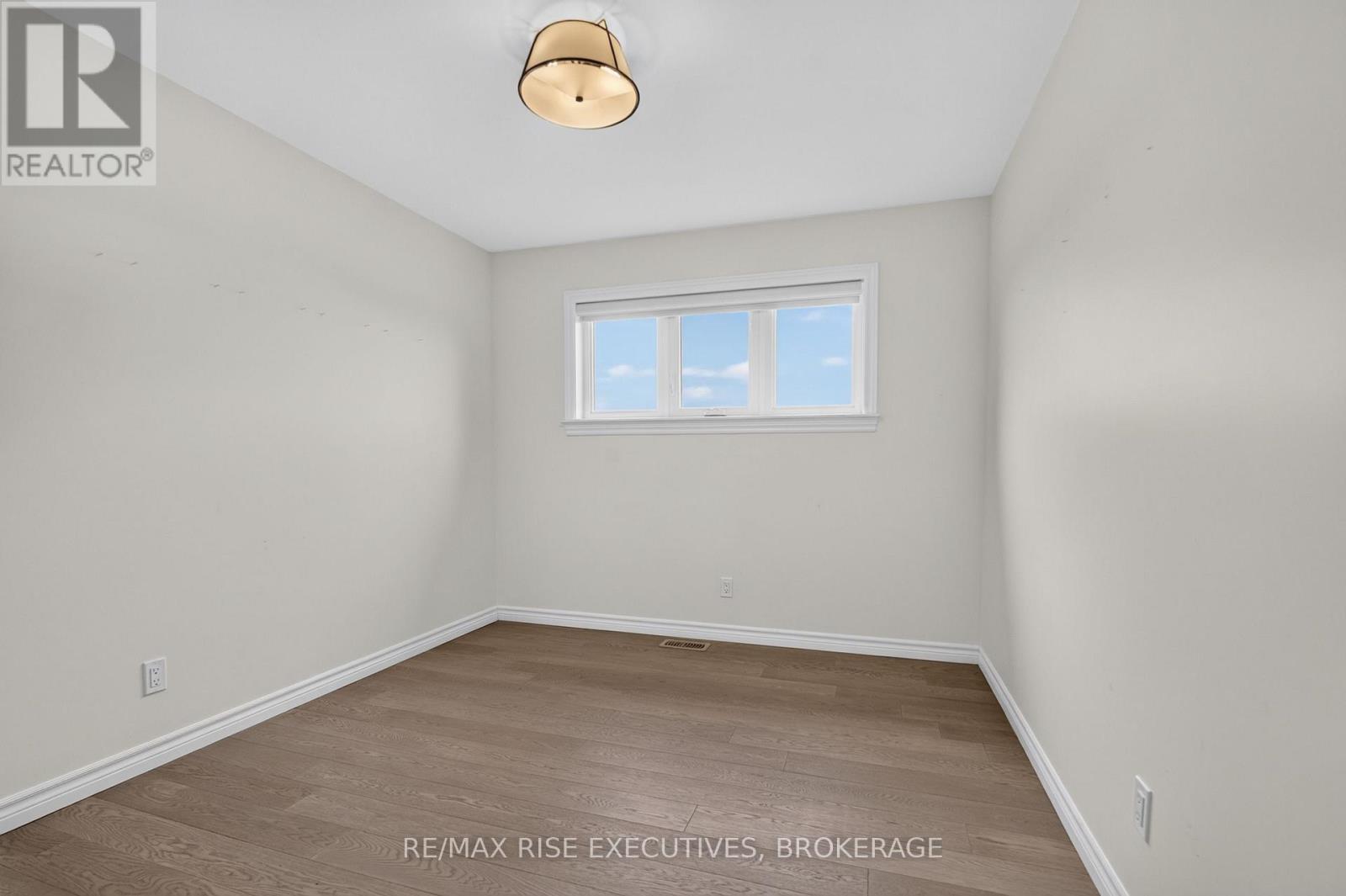1237 CARFA CRESCENT - Image 23