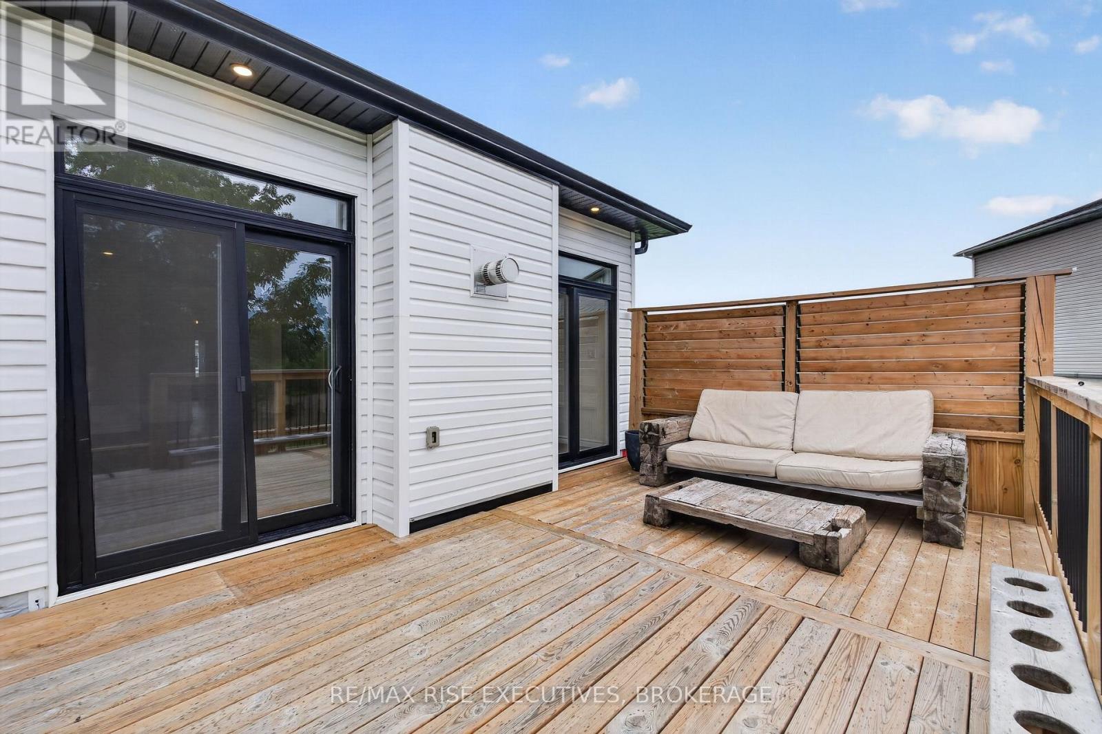 1237 CARFA CRESCENT - Image 39