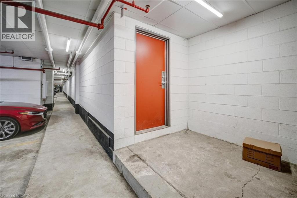 #705 2635 WILLIAM JACKSON Drive - Image 32