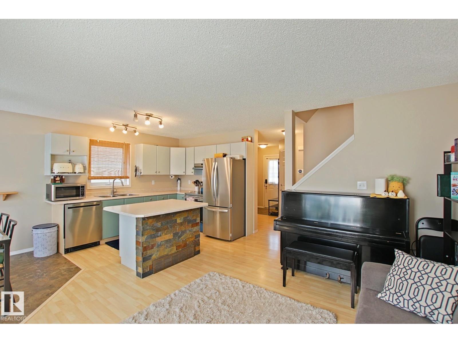 42 4350 23 Street NW - Photo 8