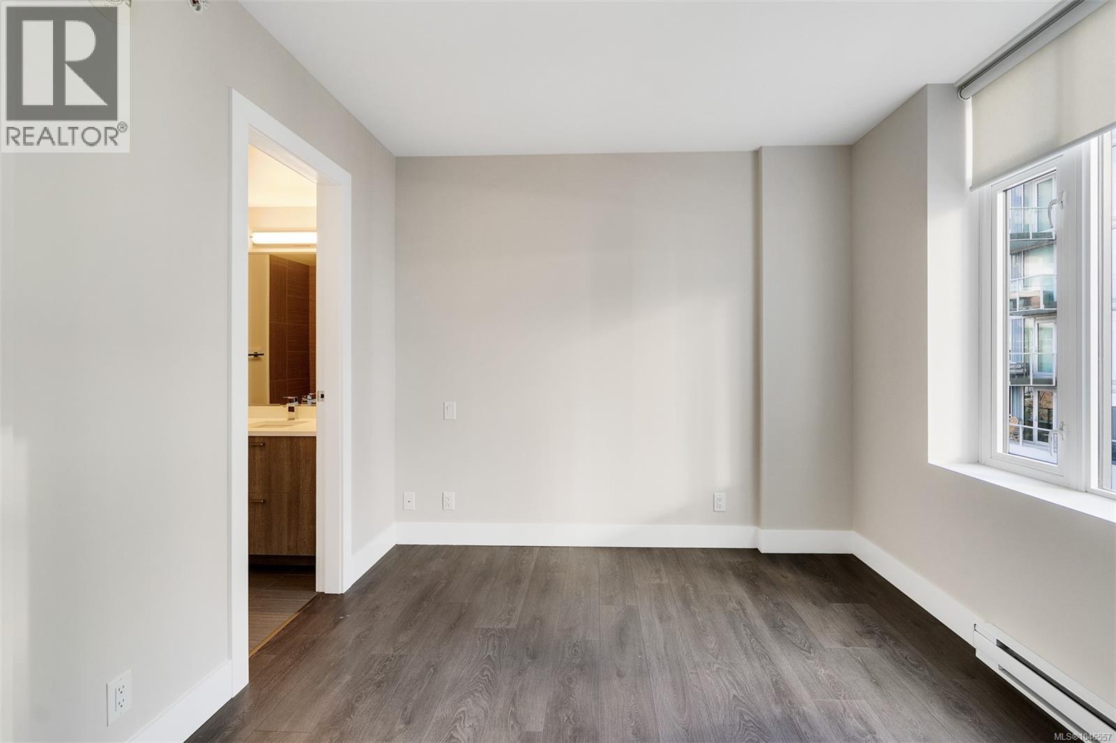 406 960 Yates St, Victoria