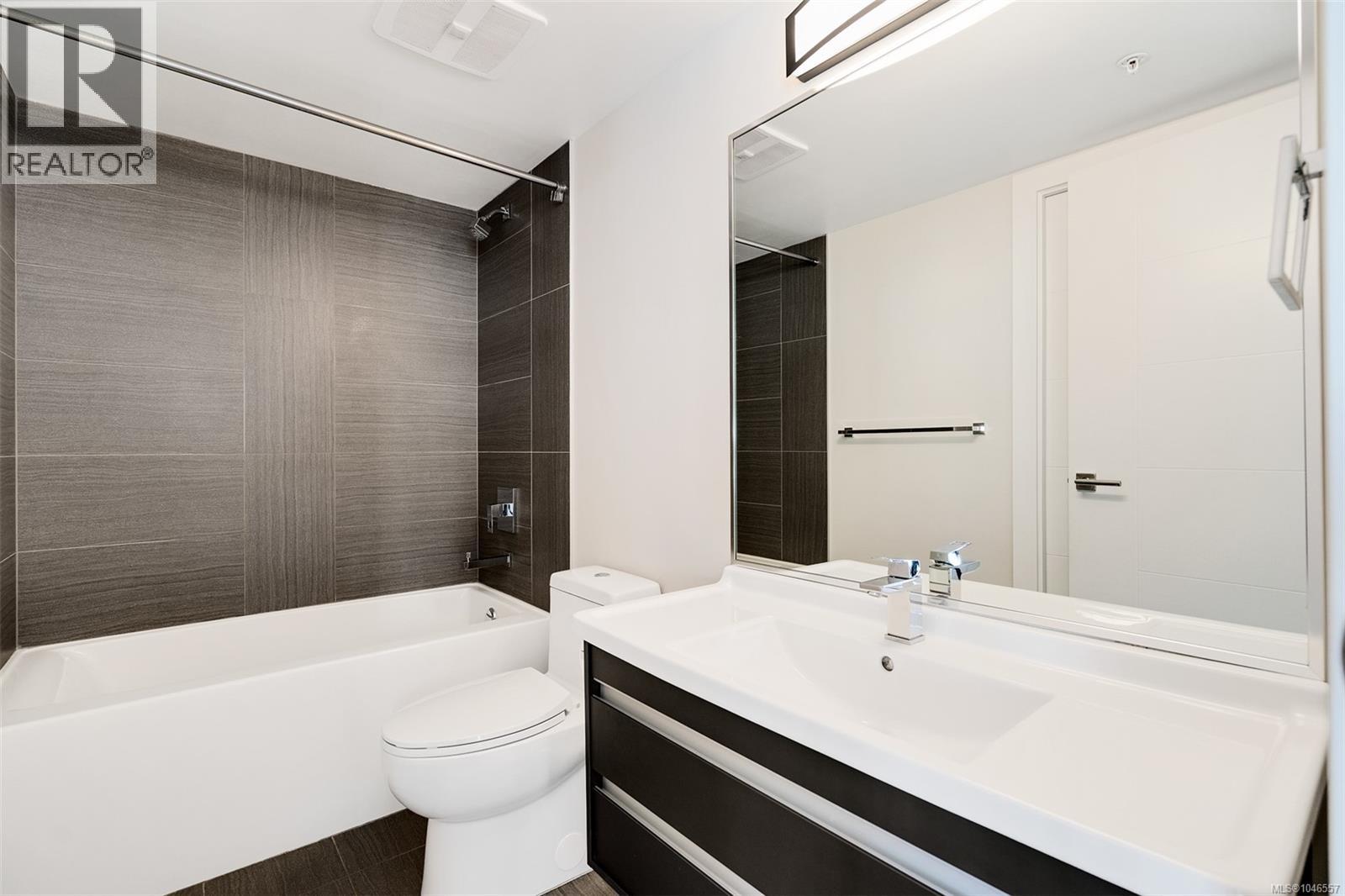 406 960 Yates St, Victoria