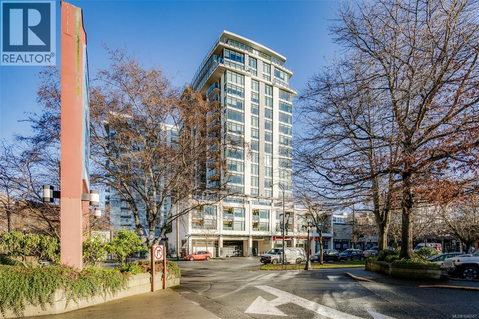 406 960 Yates St, Victoria