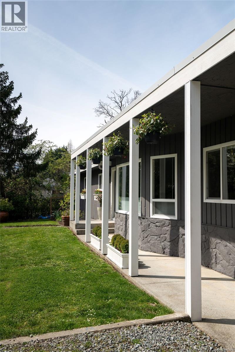 826 Birch Rd - 41