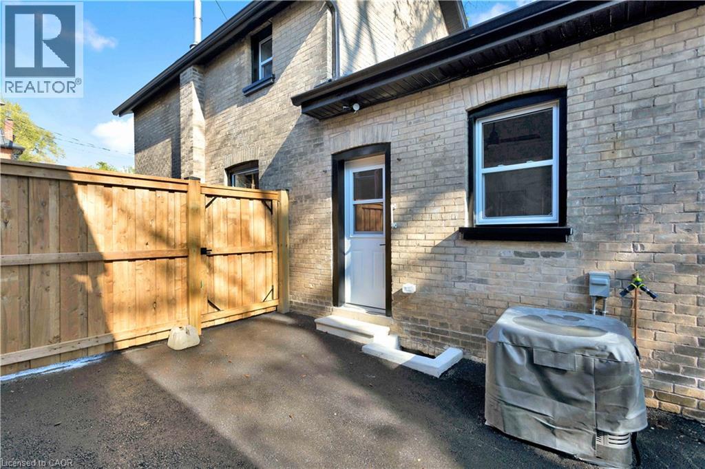 187 DRUMMOND Street - 39