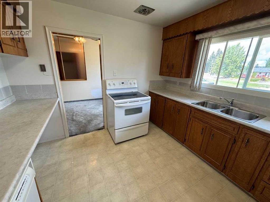 105 Poplar Place - 2