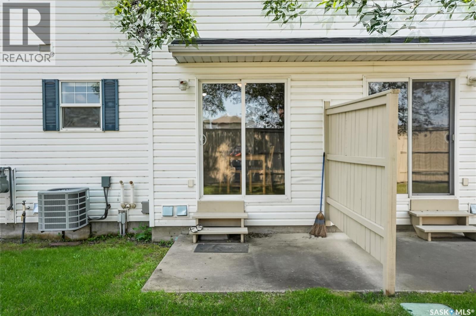 #13 102 Pawlychenko LANE - 52