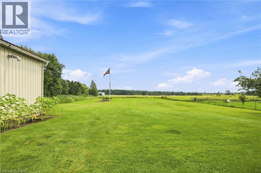 3557 GRIMSBY Road - 41