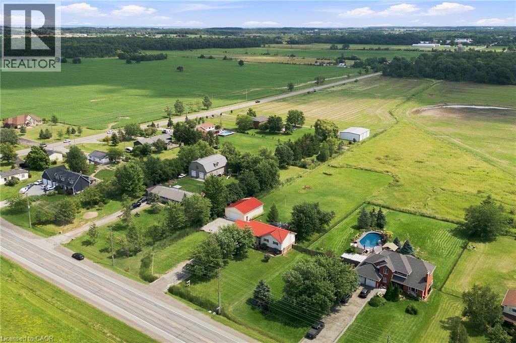 3557 GRIMSBY Road - 50