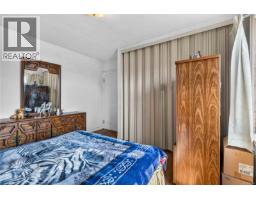 3441 Lovat Ave, Saanich, BC V8X1T8 Photo 23