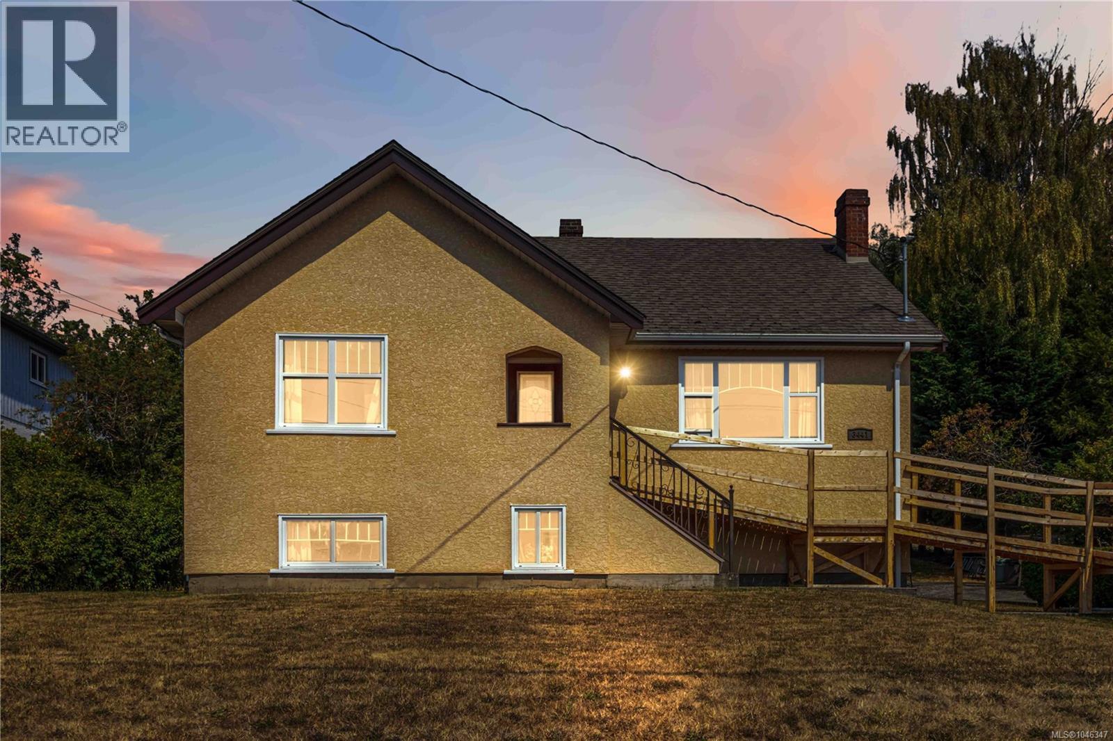 3441 Lovat Ave - 1