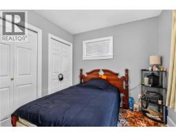3441 Lovat Ave, Saanich, BC V8X1T8 Photo 18