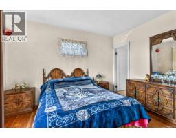 3441 Lovat Ave, Saanich, BC V8X1T8 Photo 22