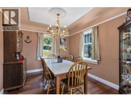 Bathroom - 3441 Lovat Ave, Saanich, BC V8X1T8 Photo 9