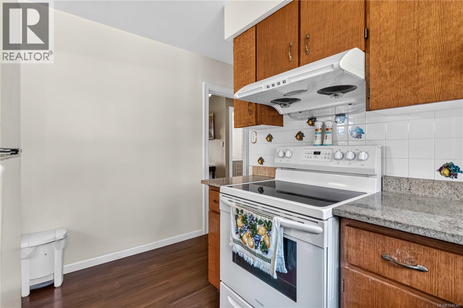 3441 Lovat Ave - Image 14