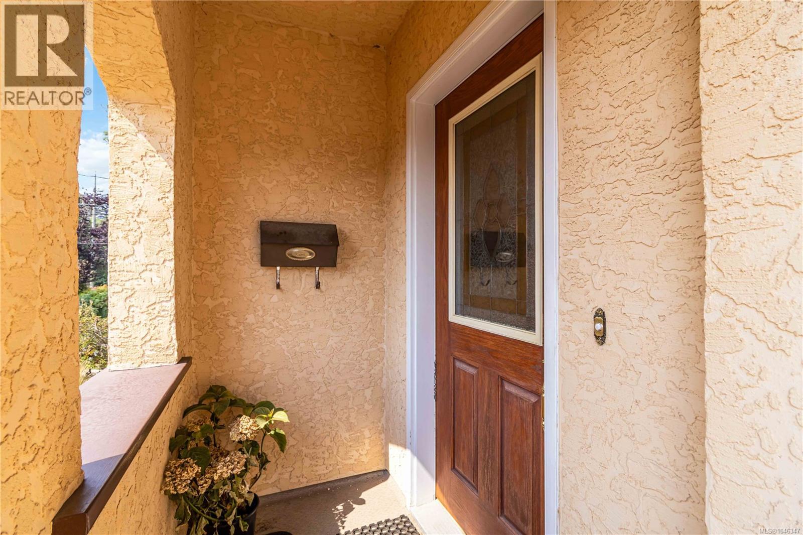3441 Lovat Ave - Image 3
