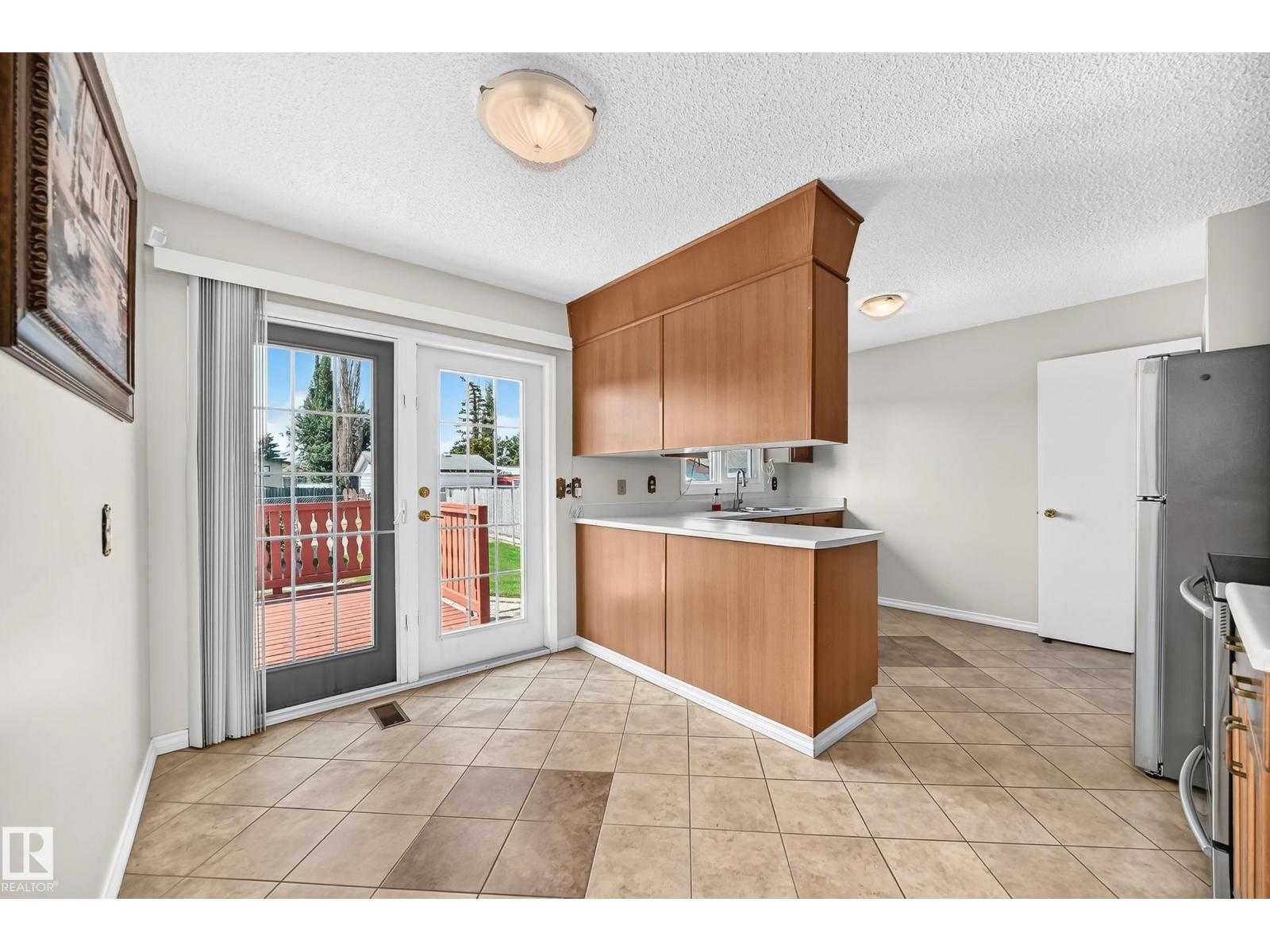 7215 144 Avenue NW - Photo 11