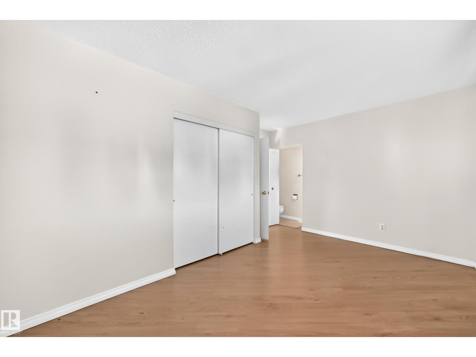 7215 144 AV NW - 23