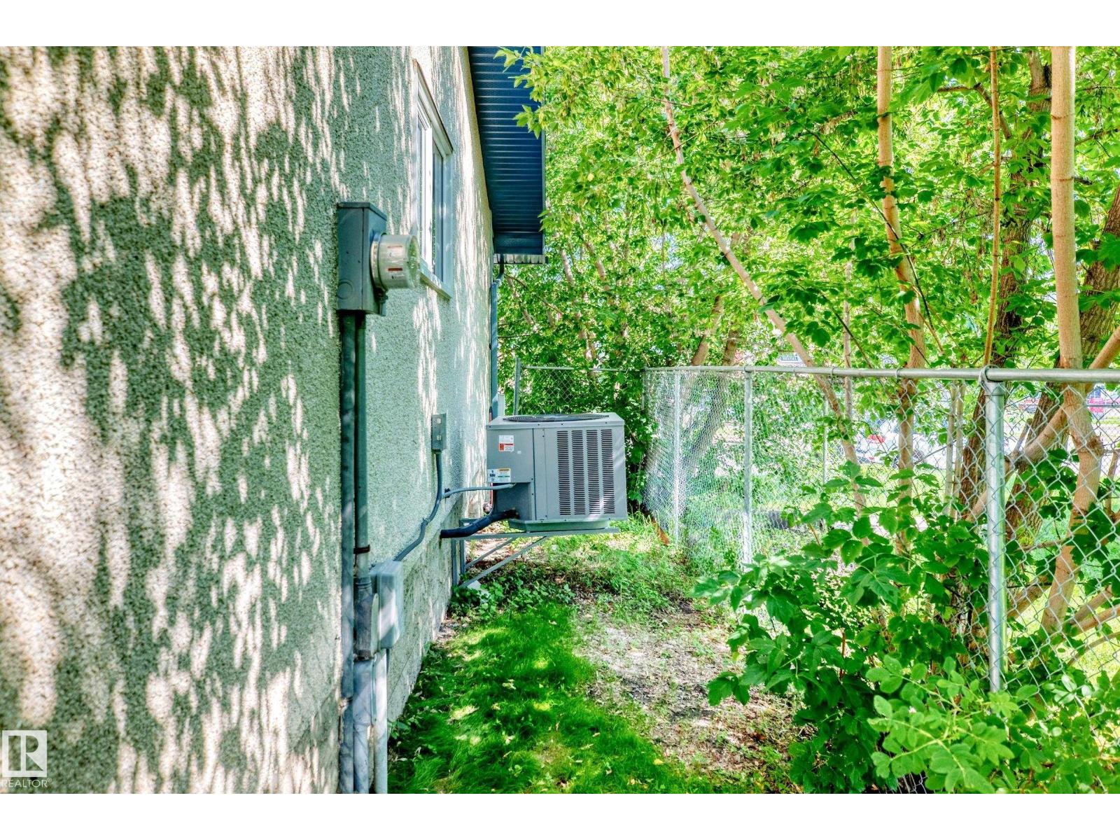7215 144 AV NW - Image 52