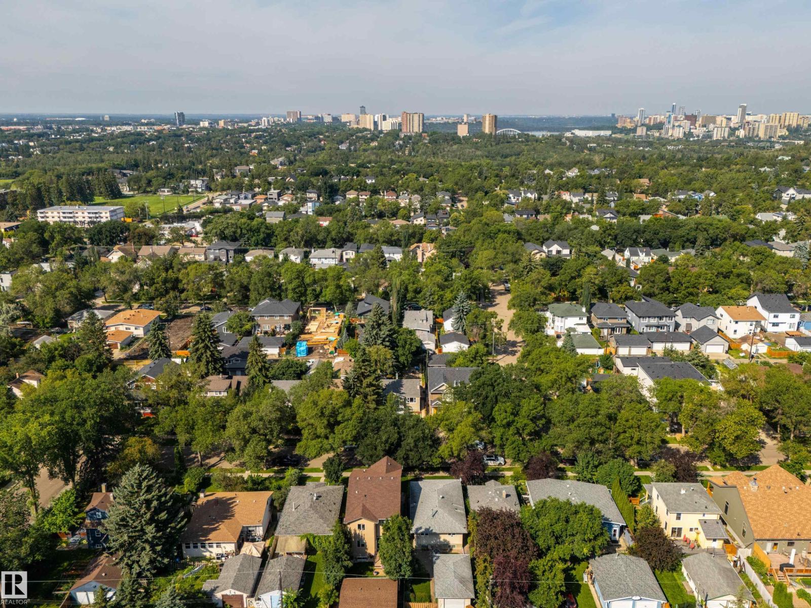 8850 89 Street NW - Photo 21