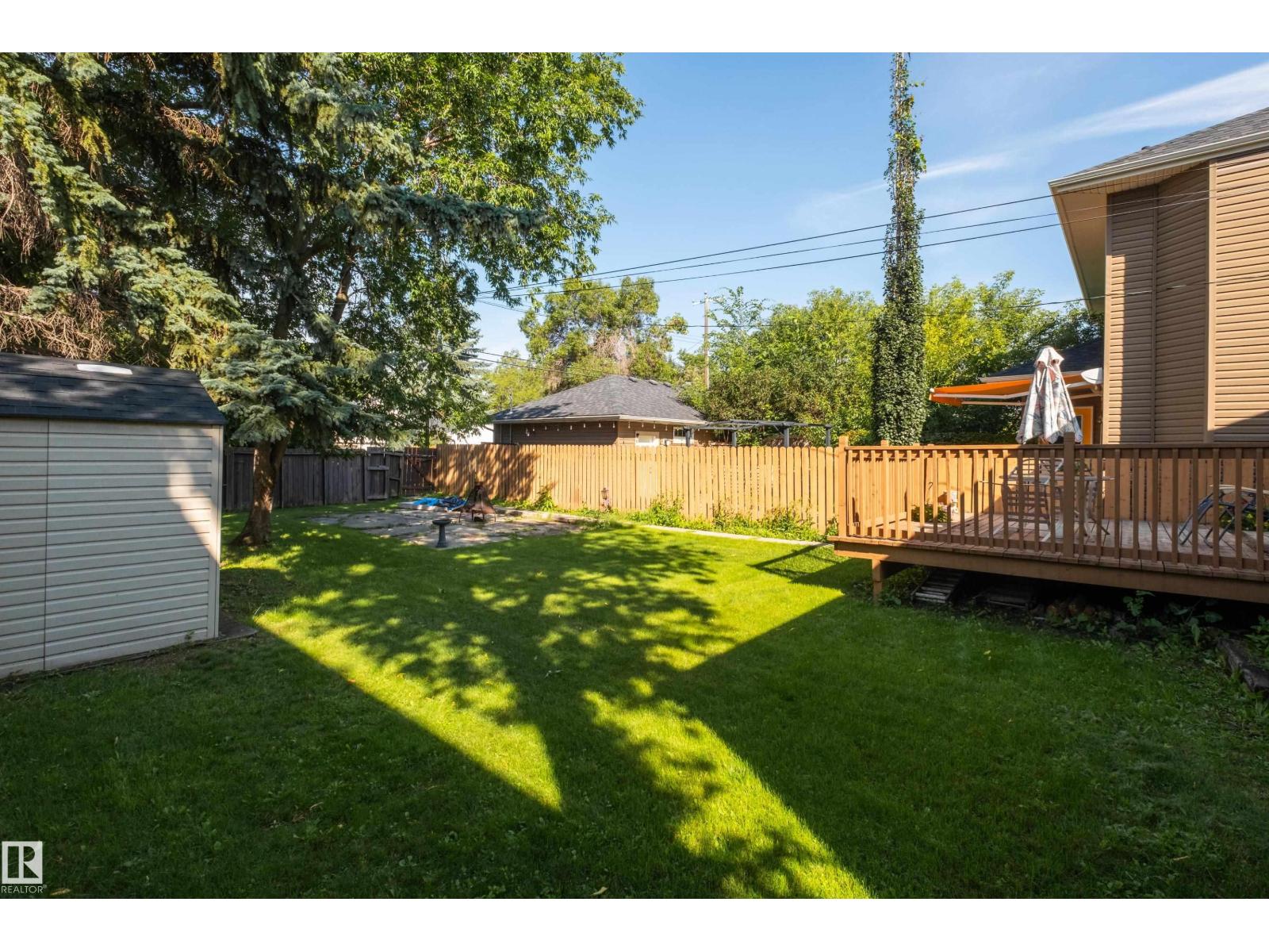 8850 89 Street NW - Photo 35