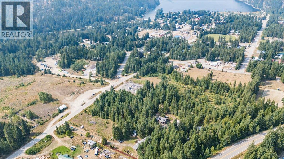8864 SLOCAN S Road - 80