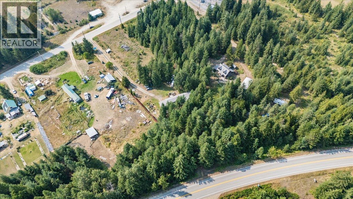 8864 SLOCAN S Road - 83