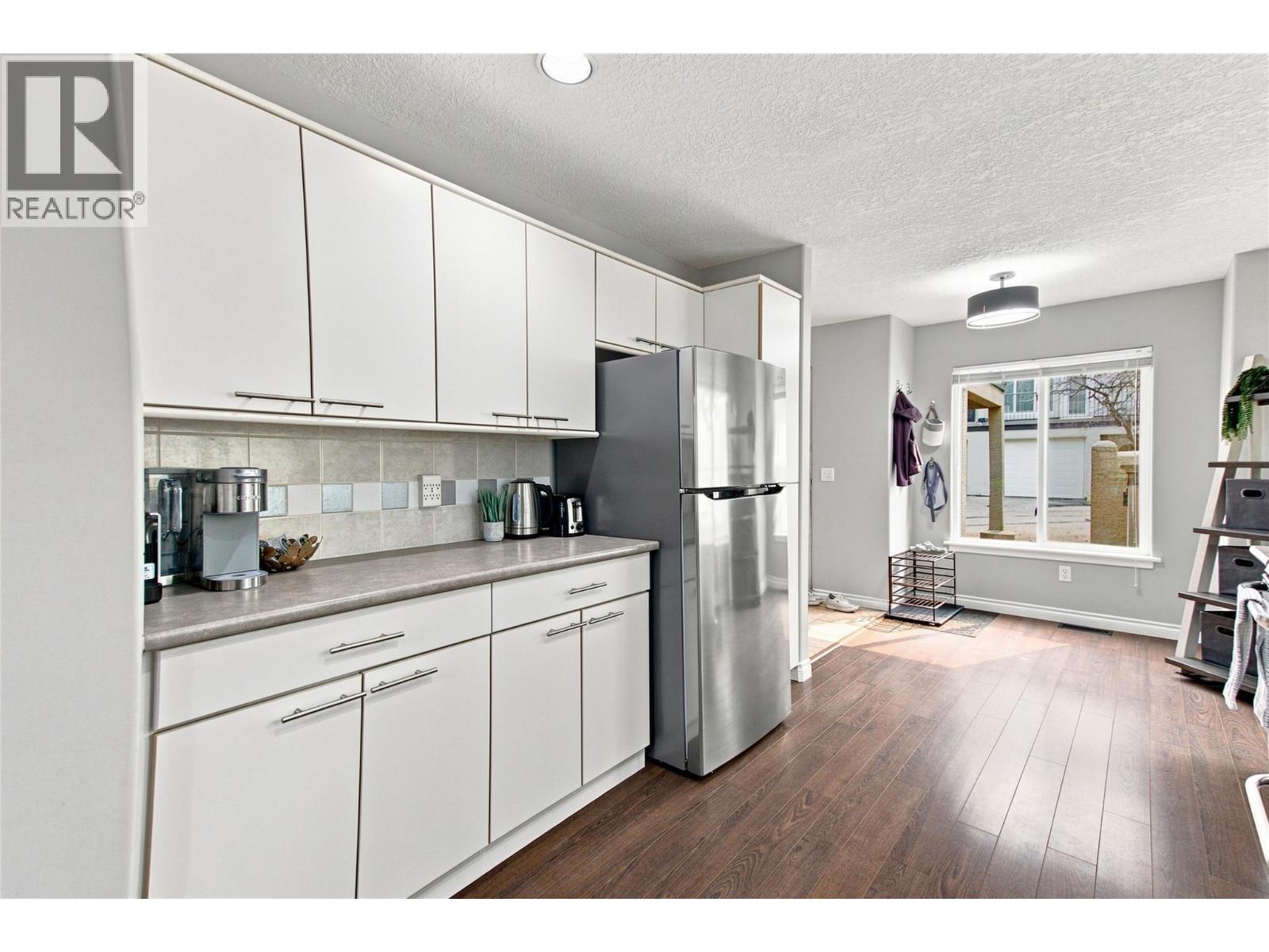 #7 411 ABERDEEN Drive - 19