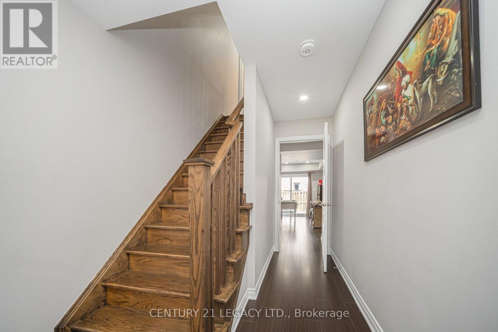 40 DONOMORE DRIVE - 32