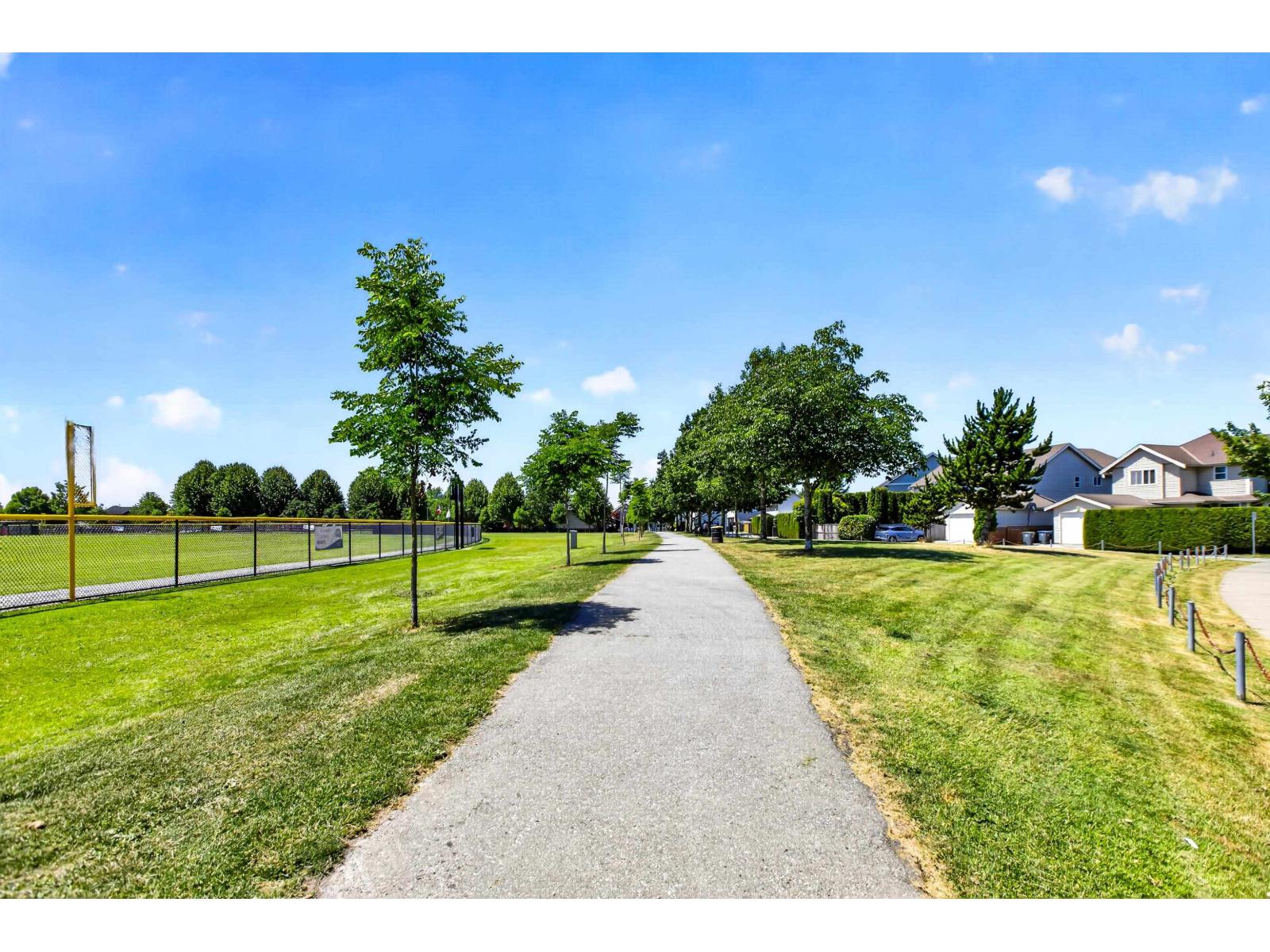 2 Bed, 2 Bath House for Sale in Surrey – 26 18701 66 AVENUE, Surrey – MLS# R3139135 - Image 34