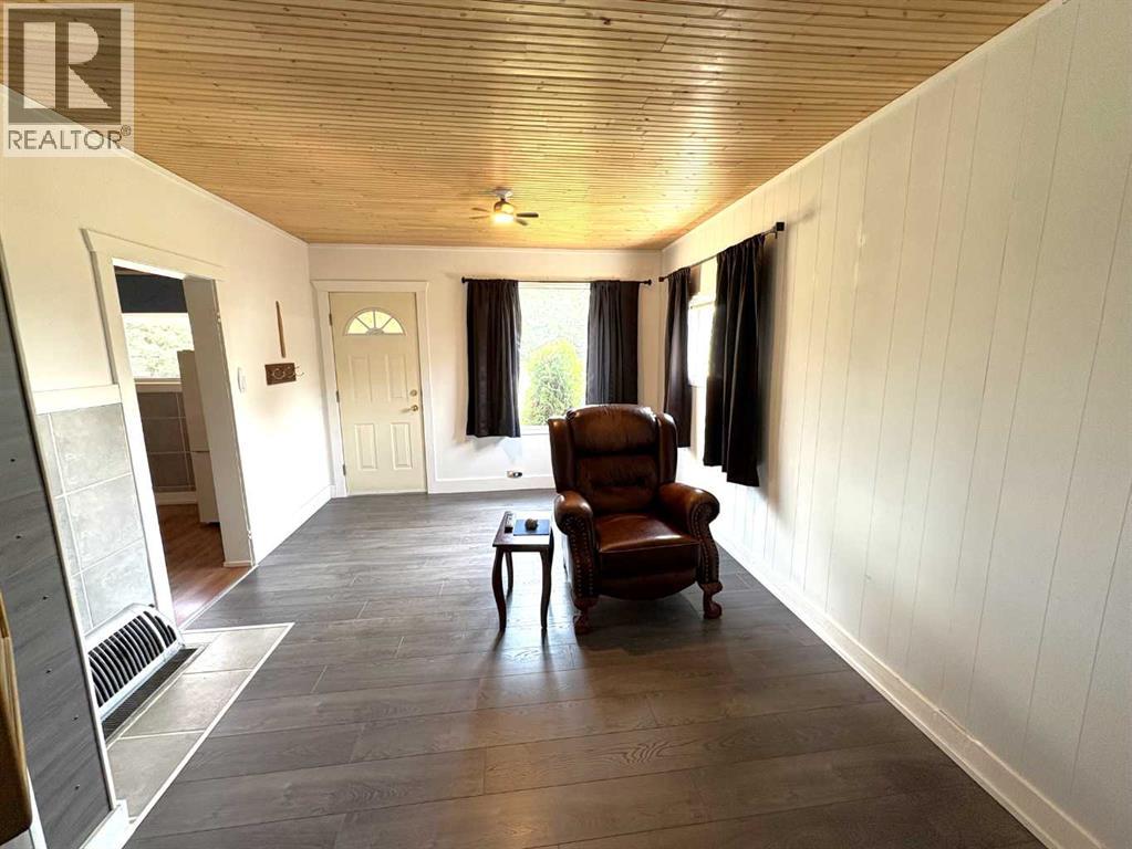 109 Brownlee Street - Photo 12