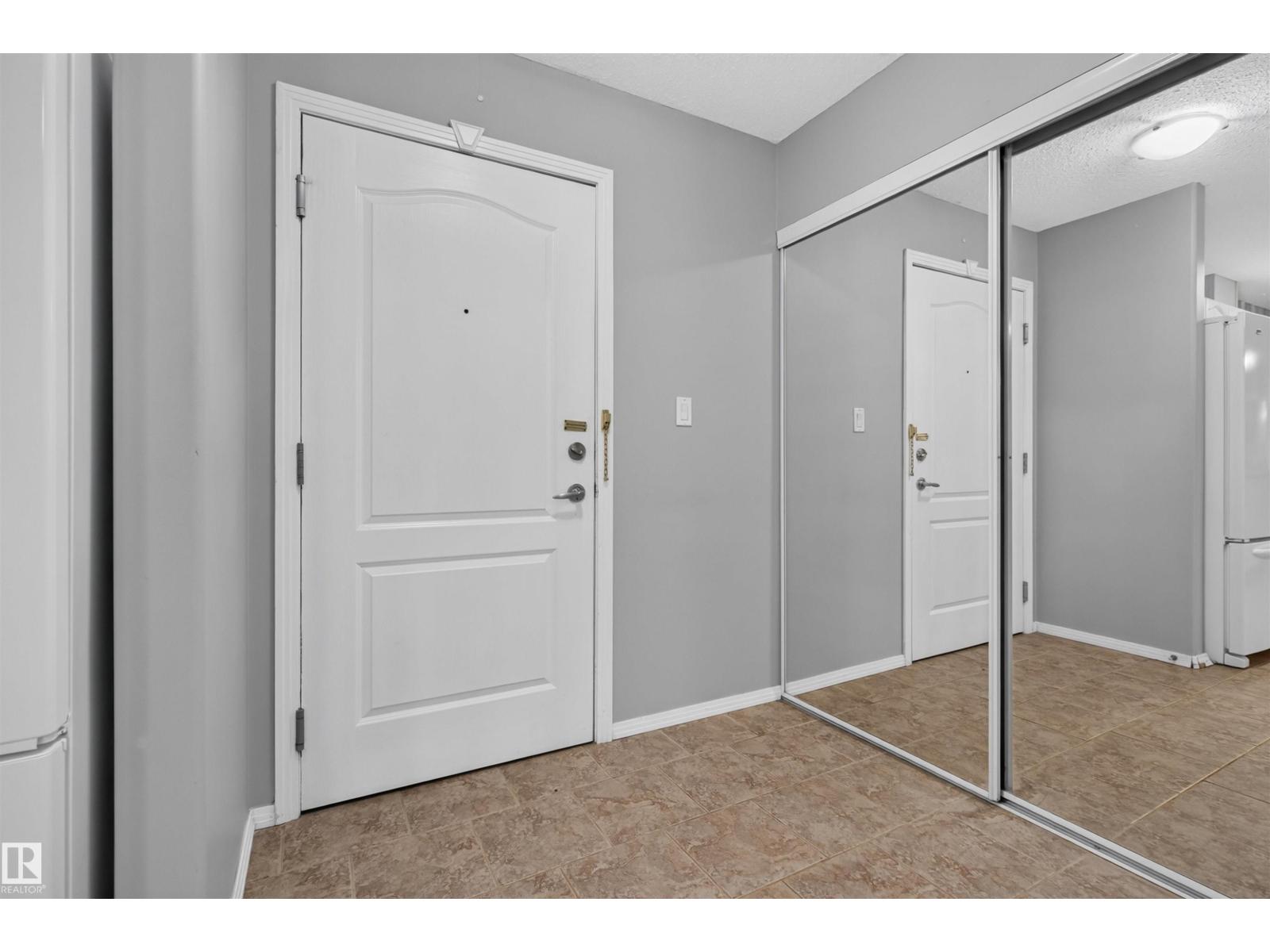 #236 592 HOOKE RD NW, Canon Ridge, Edmonton photo 3
