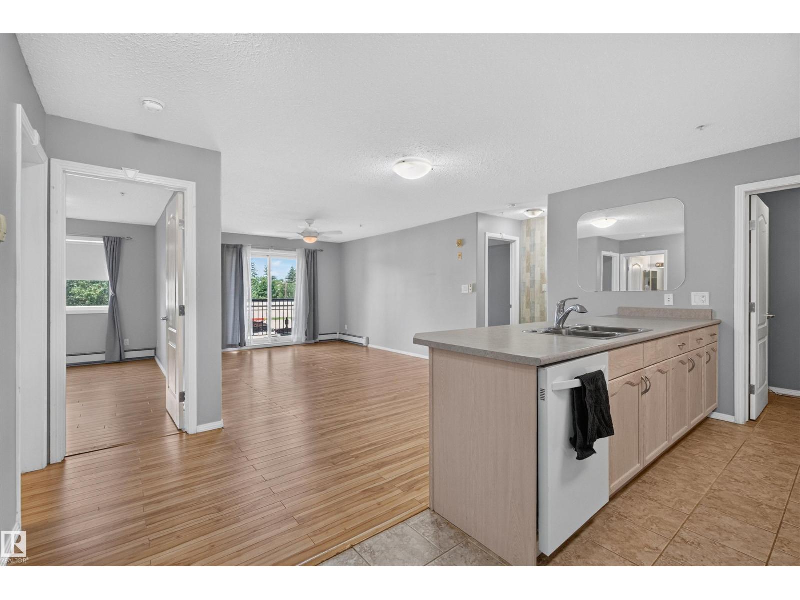 #236 592 HOOKE RD NW - 4